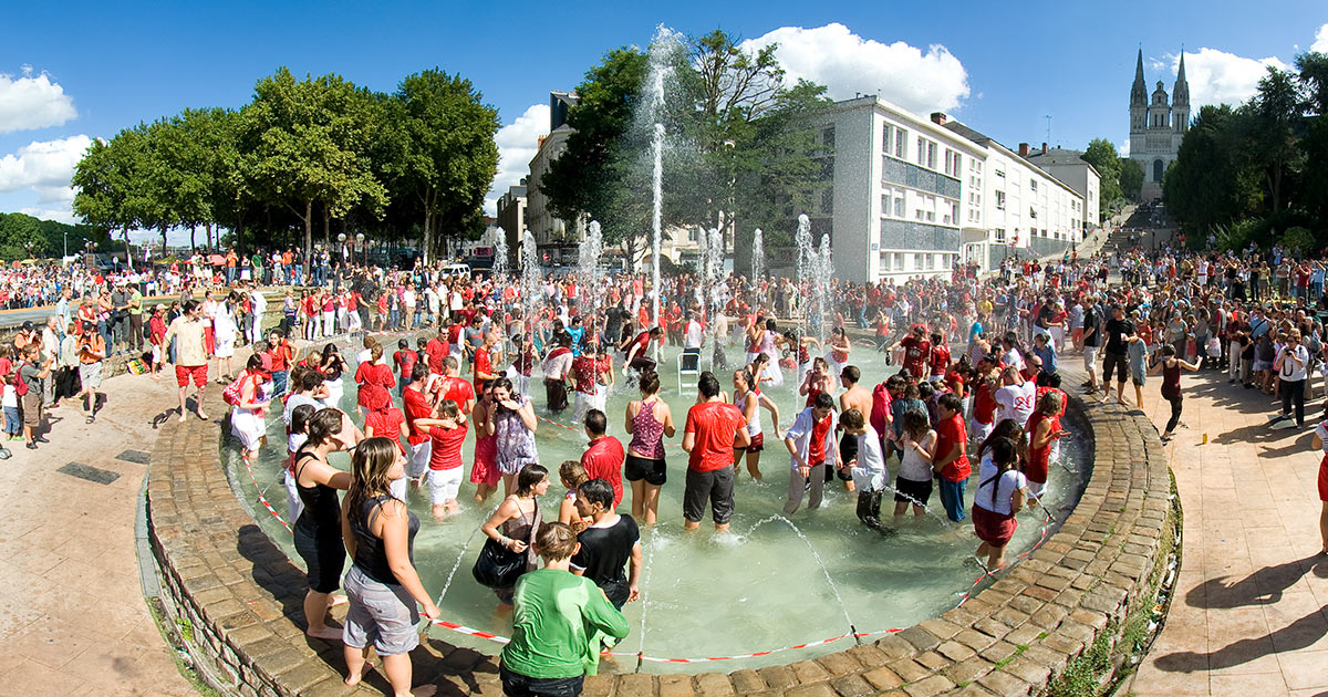 FlashMob :: Accroche Coeurs 2010