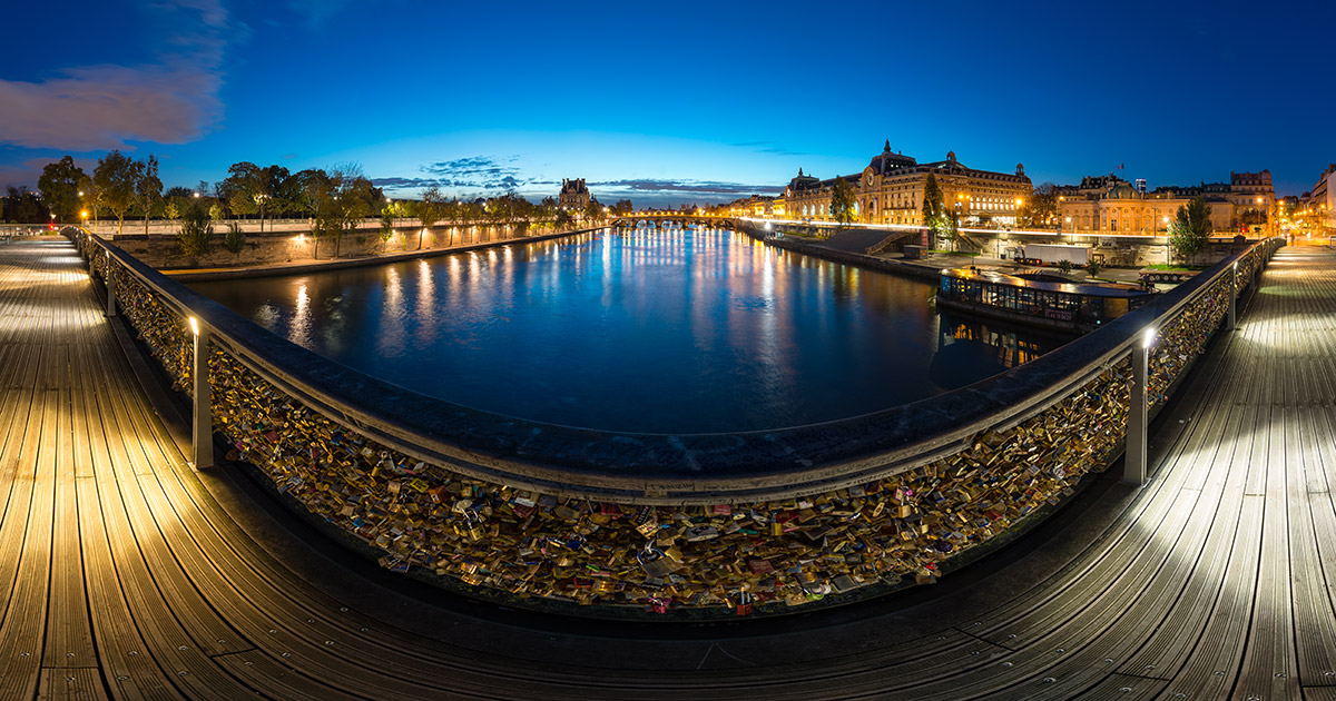 Passerelle Léopold-Sédar-Senghor - Paris