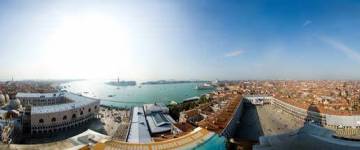 Le Campanile - Vue sur les toits de Venise