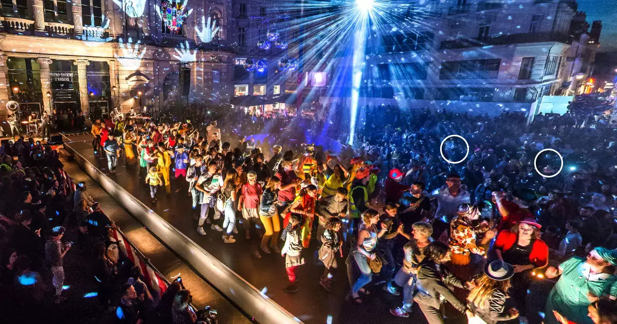 Soul Train Line - Accroche-cœurs 2018